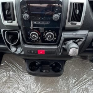 Swift Bolero 612 - Image 4