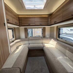 Swift Escape 674 - Image 10