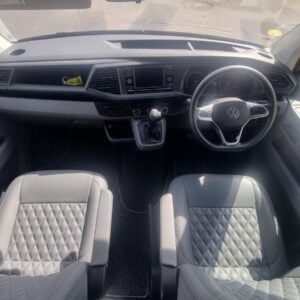 Volkswagen Transporter - Image 4