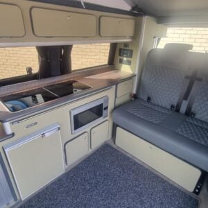 Volkswagen Transporter - Image 5