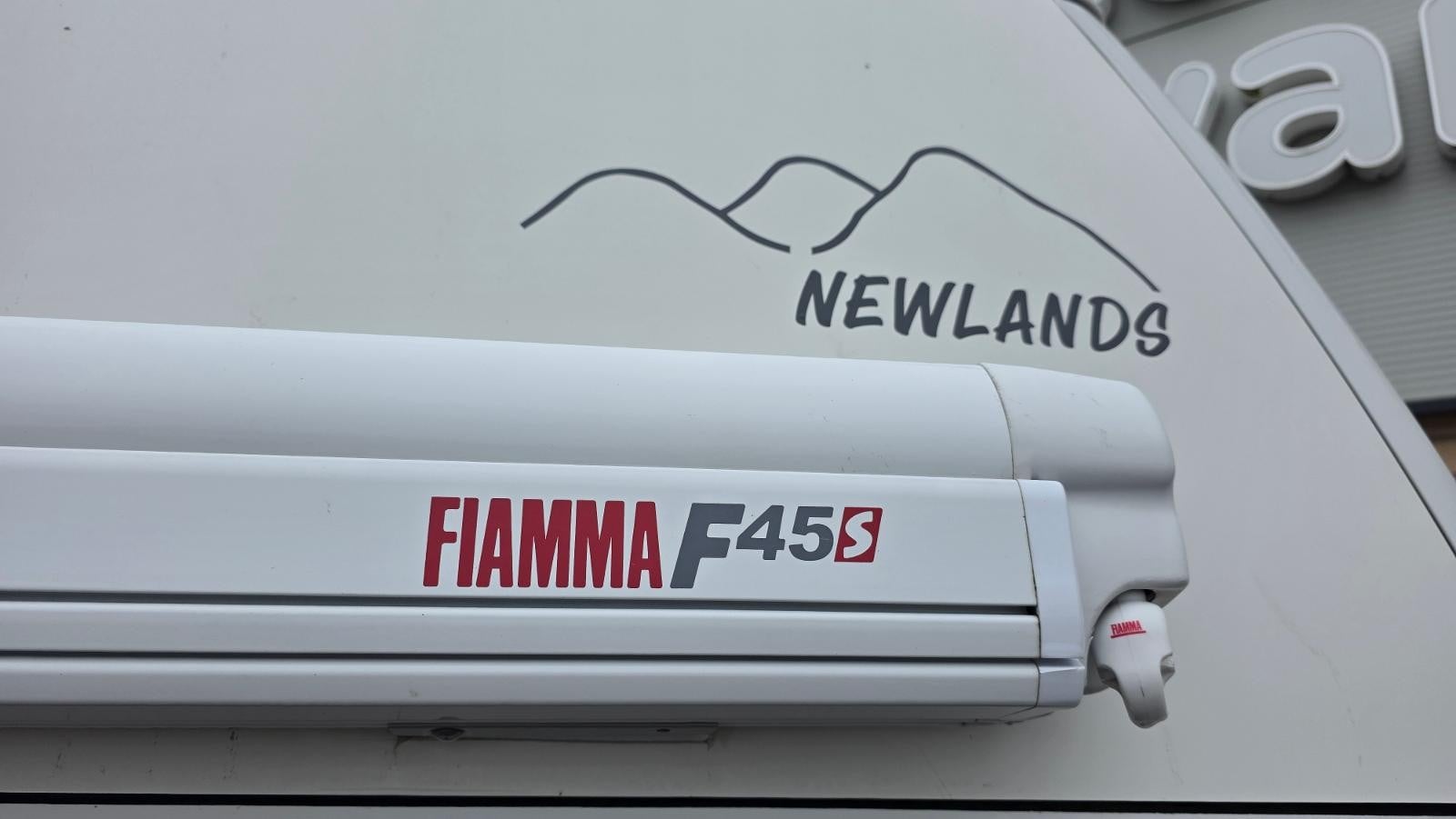 Volkswagen Transporter - Image 12