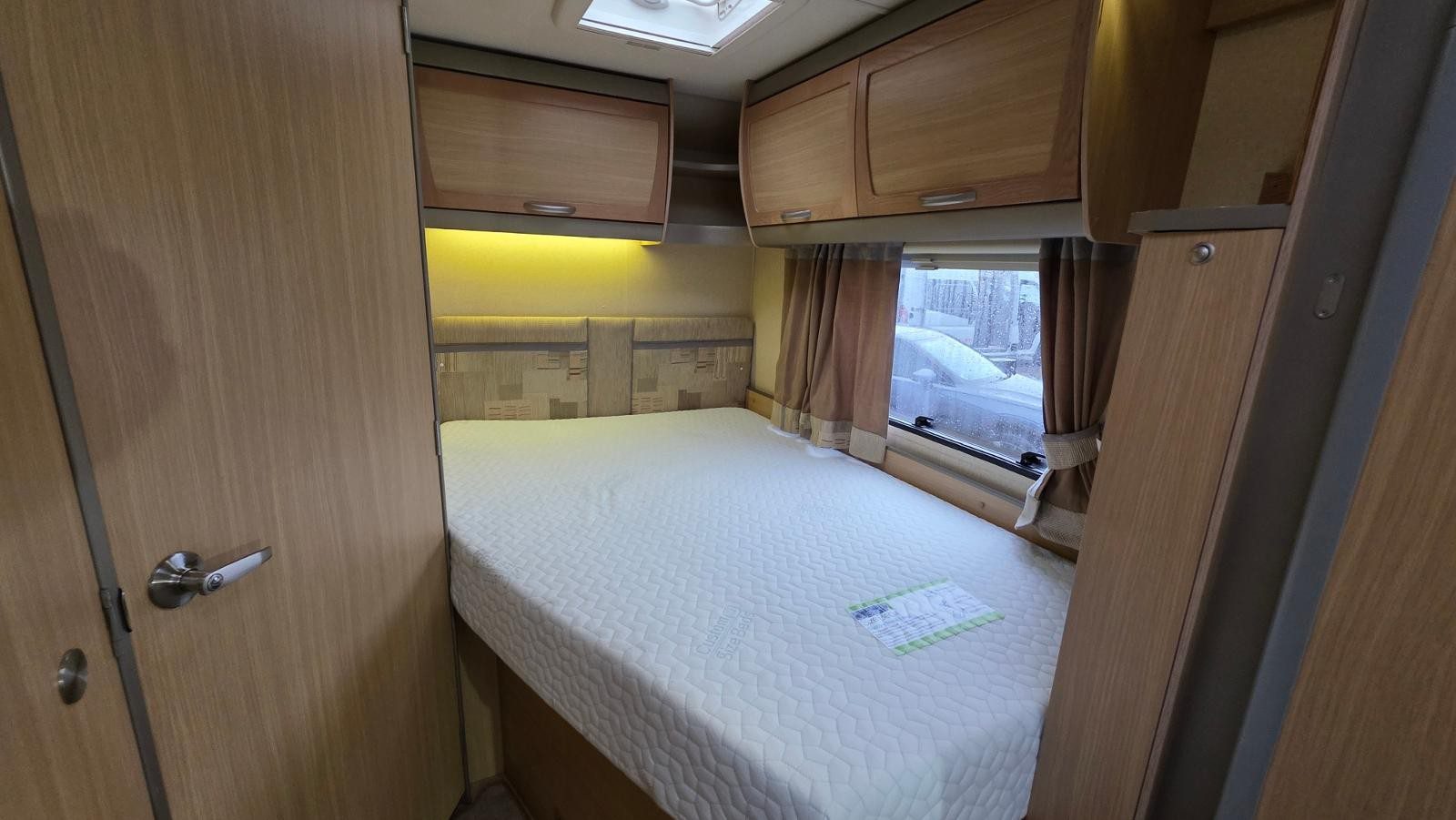 Bessacarr e560 - Image 11