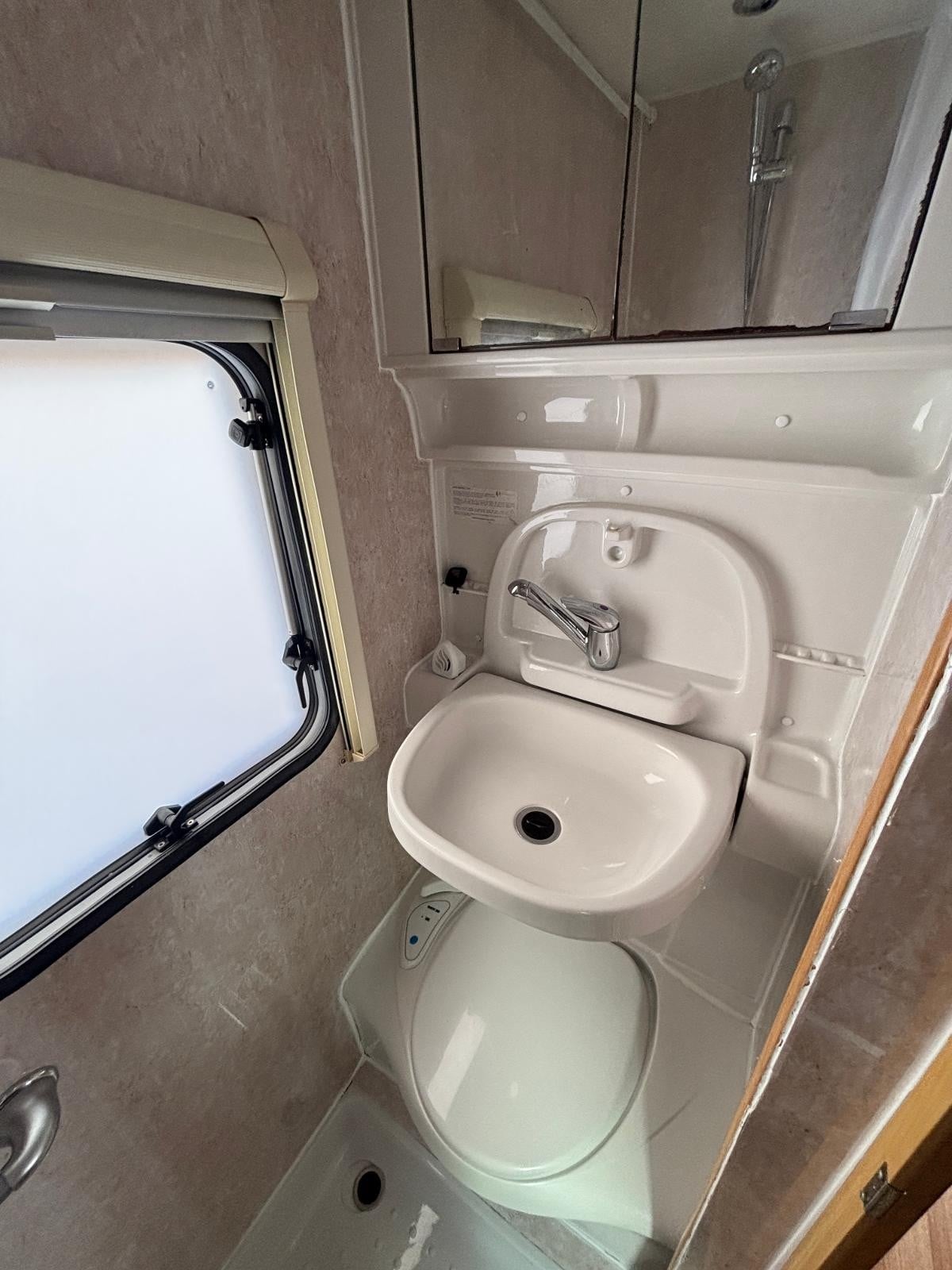 Elddis Autoquest 120 - Image 23