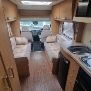 Elddis Majestic 155 - Image 11