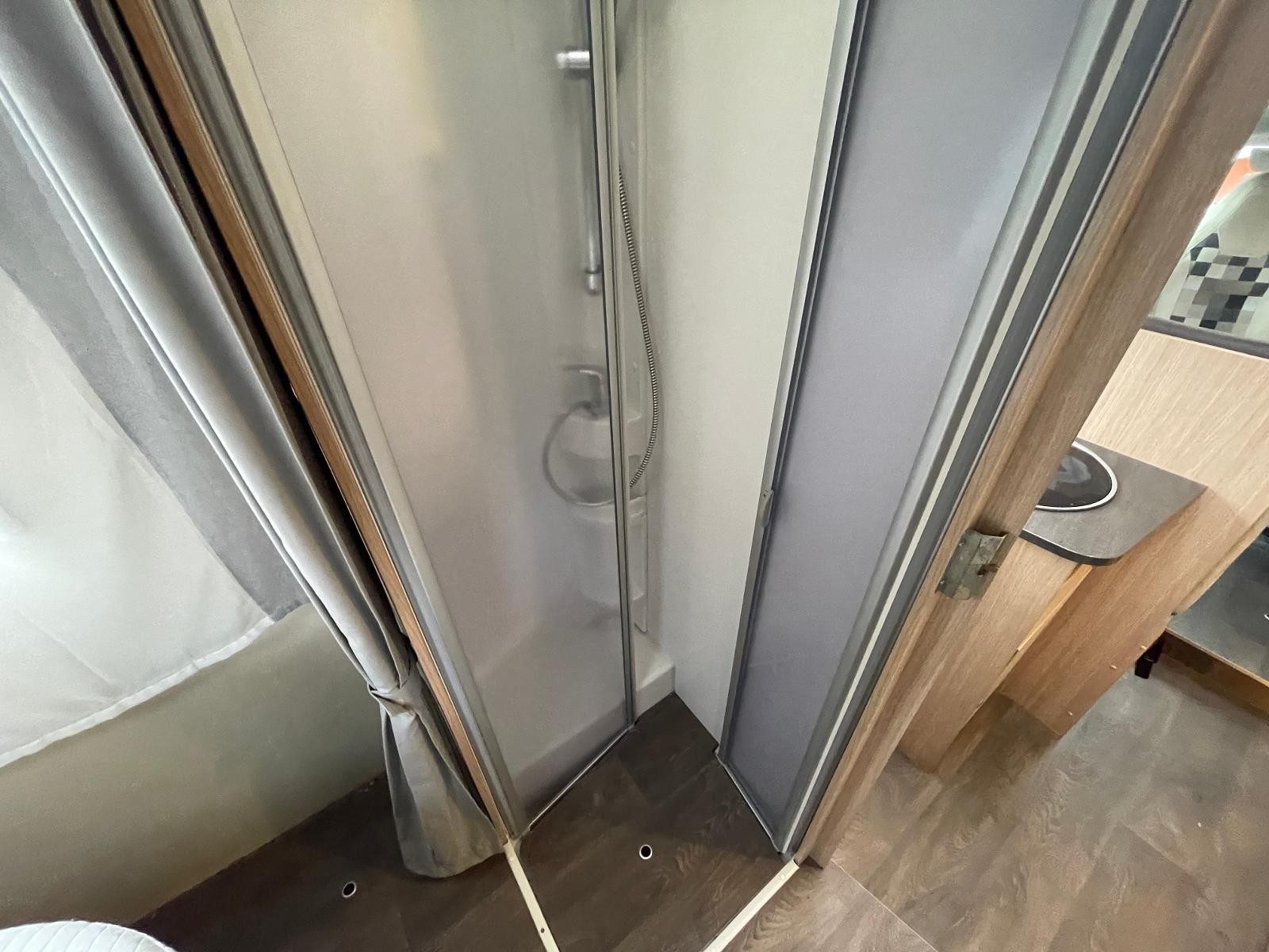 Sunlight T69L - Image 17