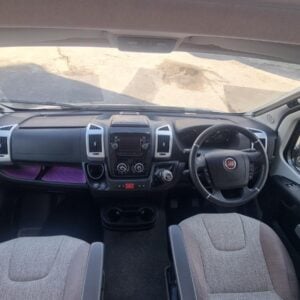 Swift Champagne 174 - Image 4