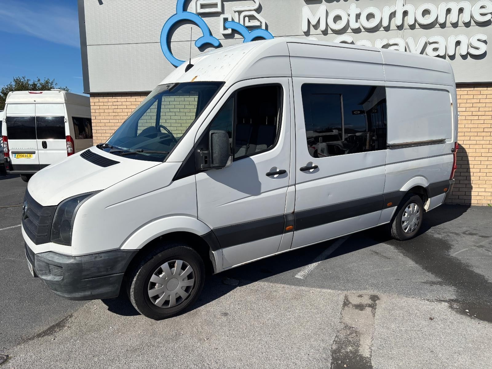 Volkswagen Crafter - Image 3