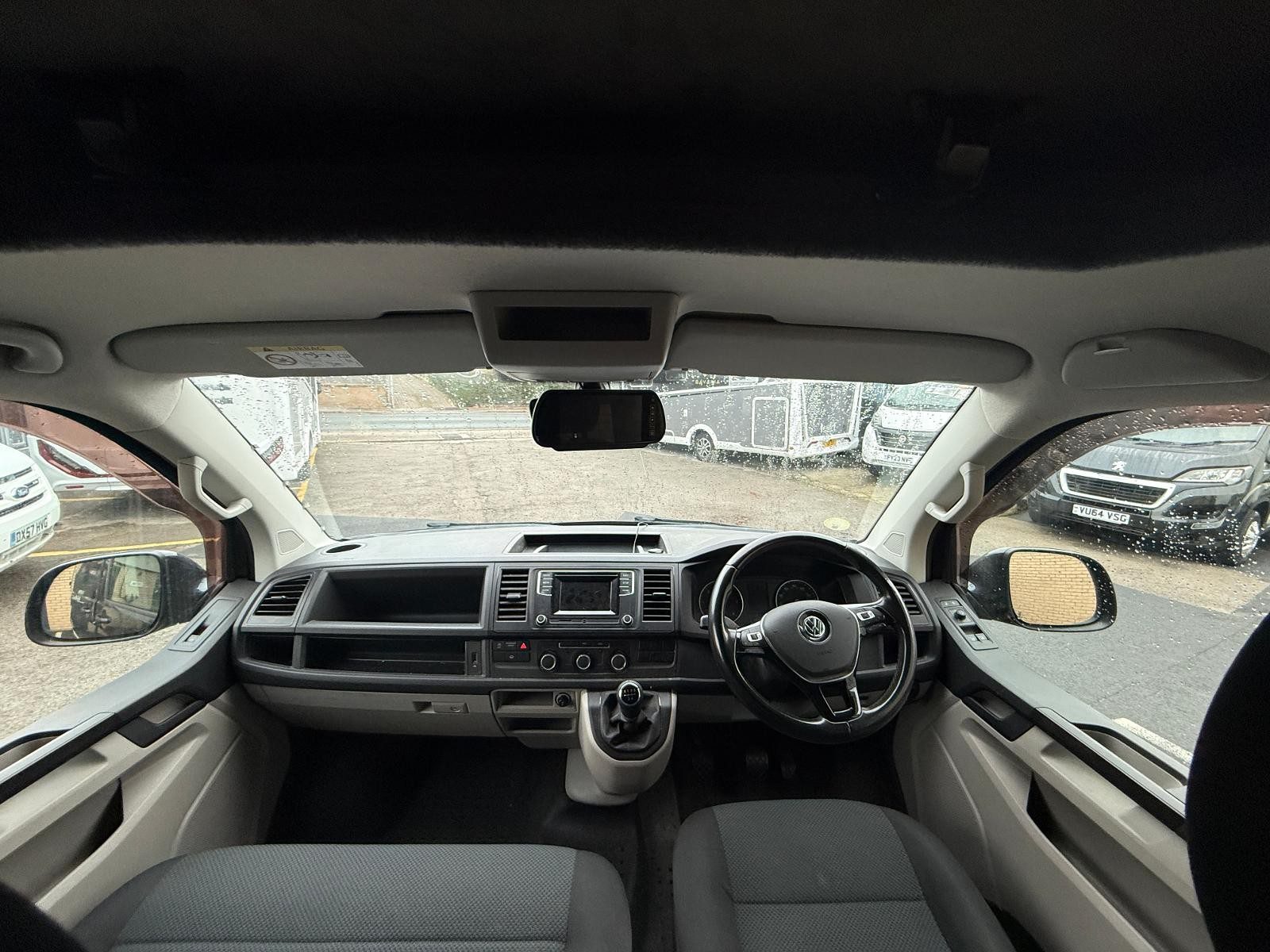 Volkswagen Transporter T30 LWB - Image 6