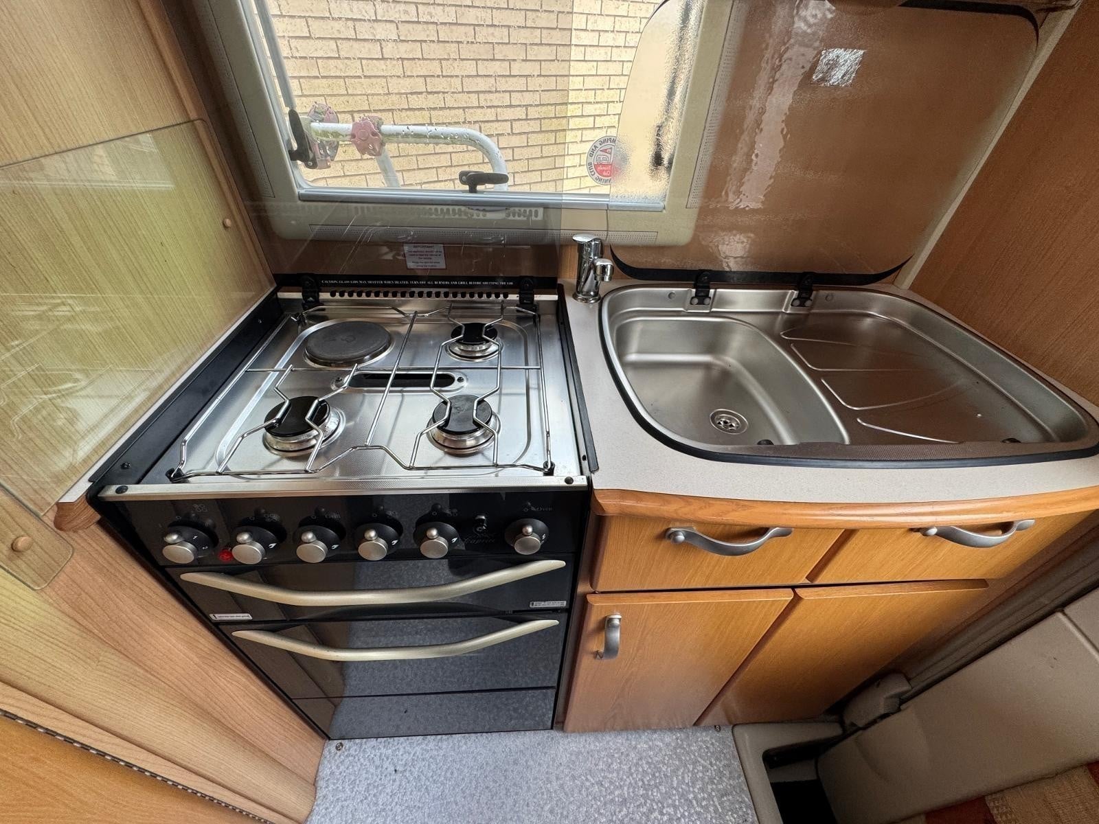 Auto Sleeper Nuevo - Image 11