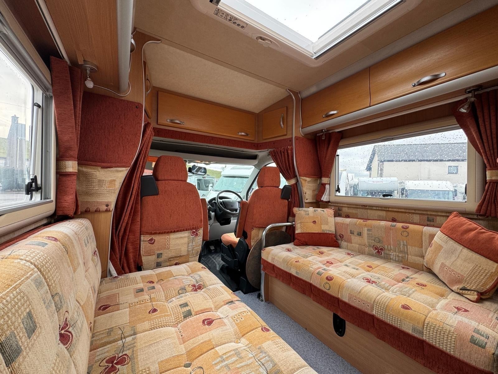 Auto Sleeper Nuevo - Image 13