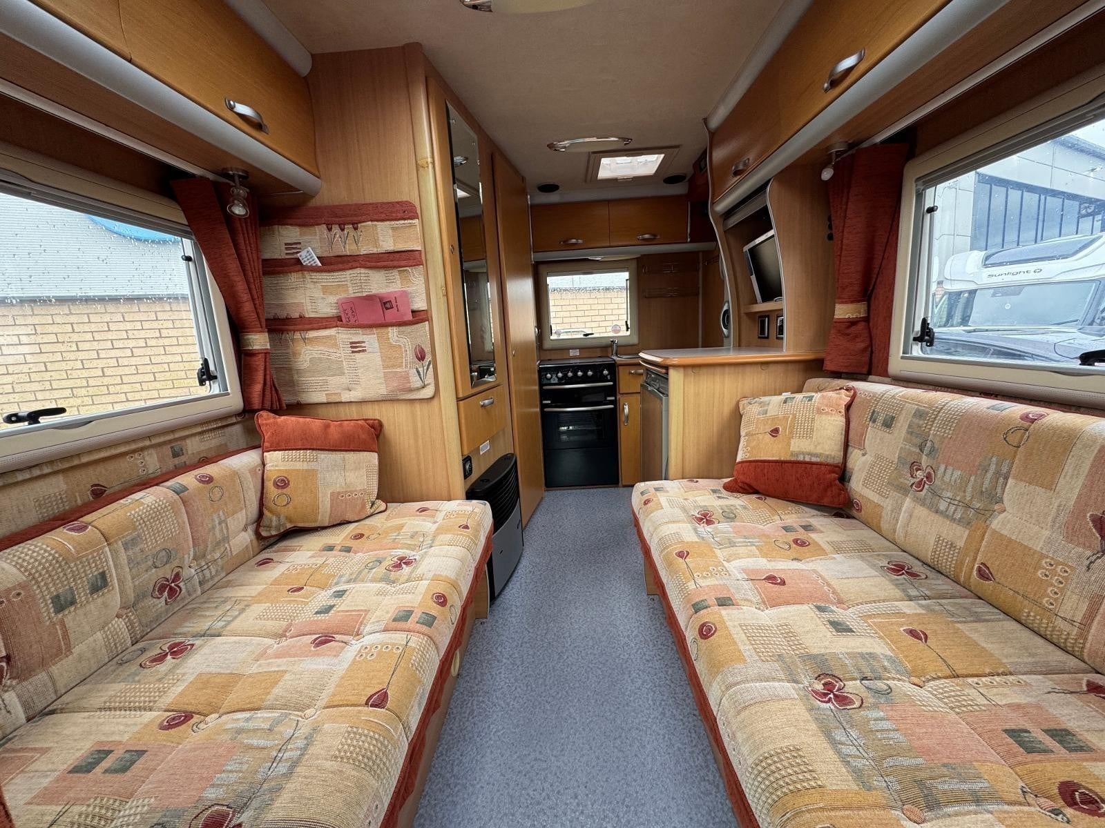 Auto Sleeper Nuevo - Image 5