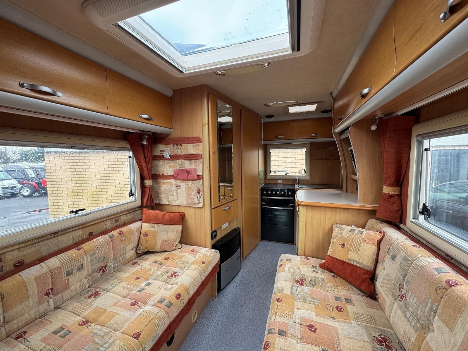 Auto Sleeper Nuevo - Image 6