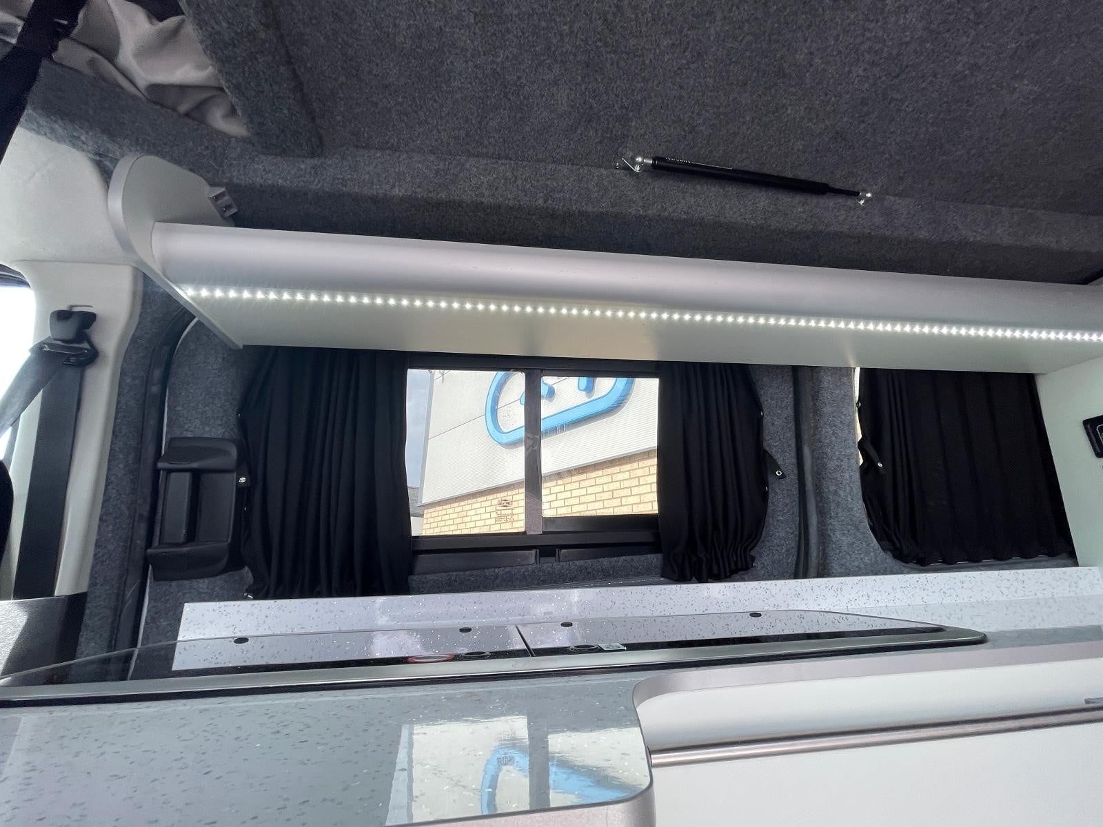 Ford Custom Camper - Image 19