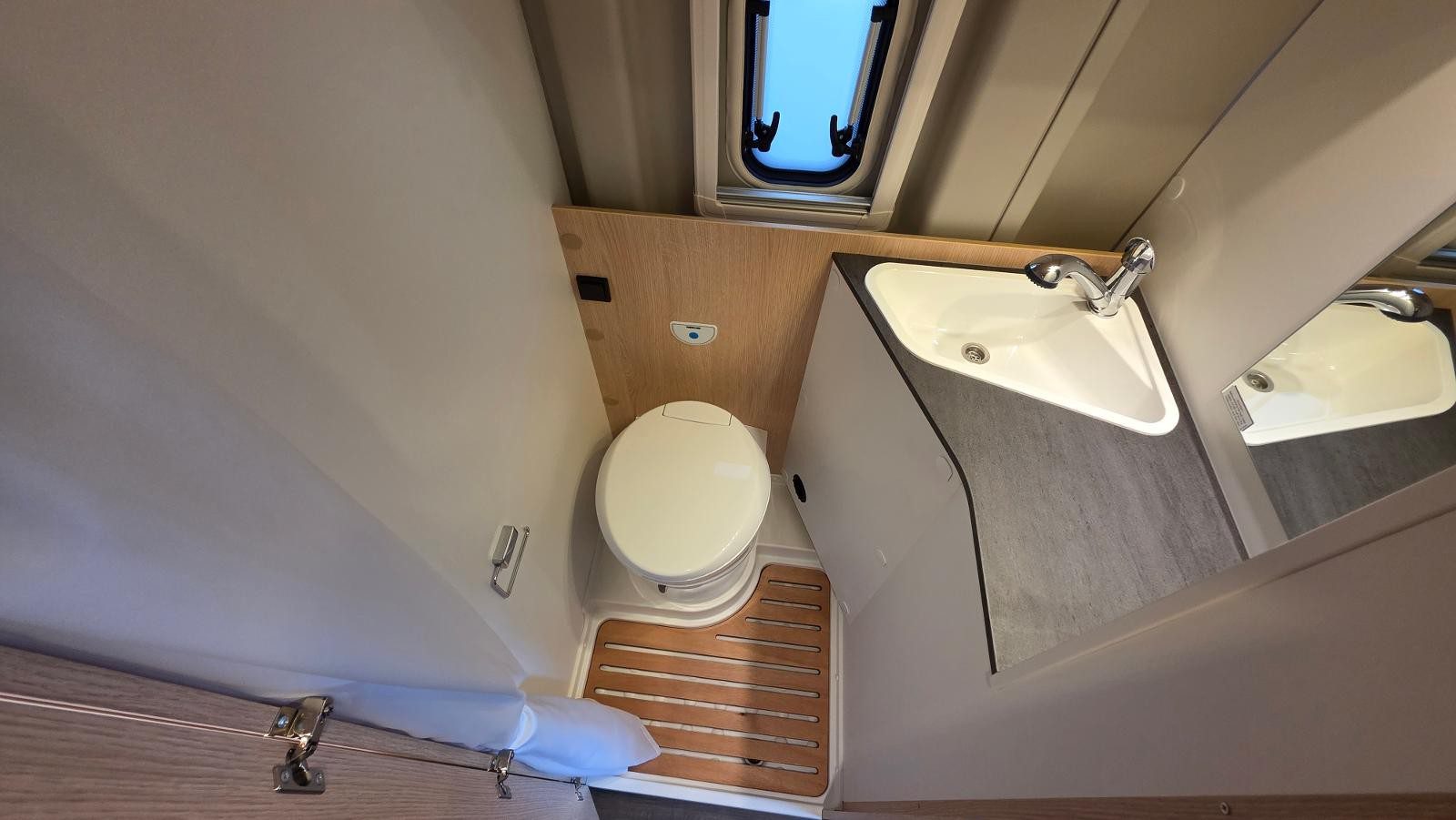 Sunlight 600 Adventure RT - Image 16