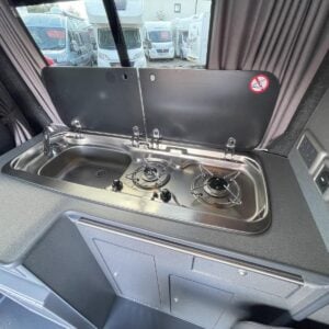 Volkswagen Transporter - Image 5