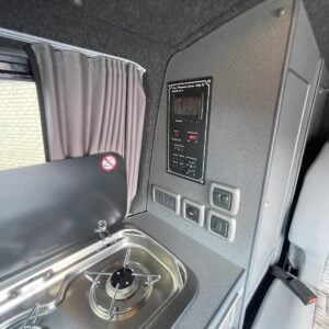 Volkswagen Transporter - Image 7