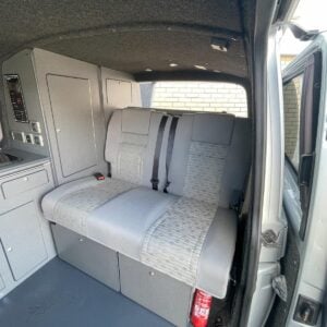 Volkswagen Transporter - Image 9