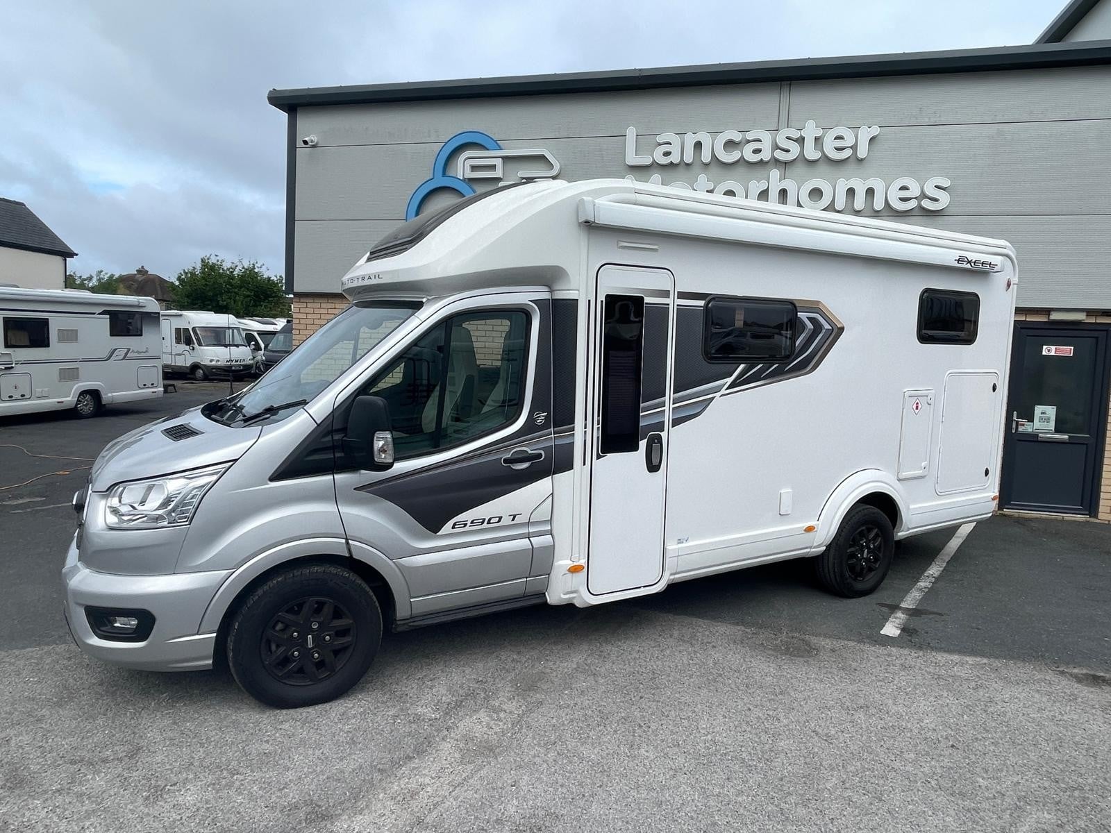 Auto Trail Excel 690T - Image 3