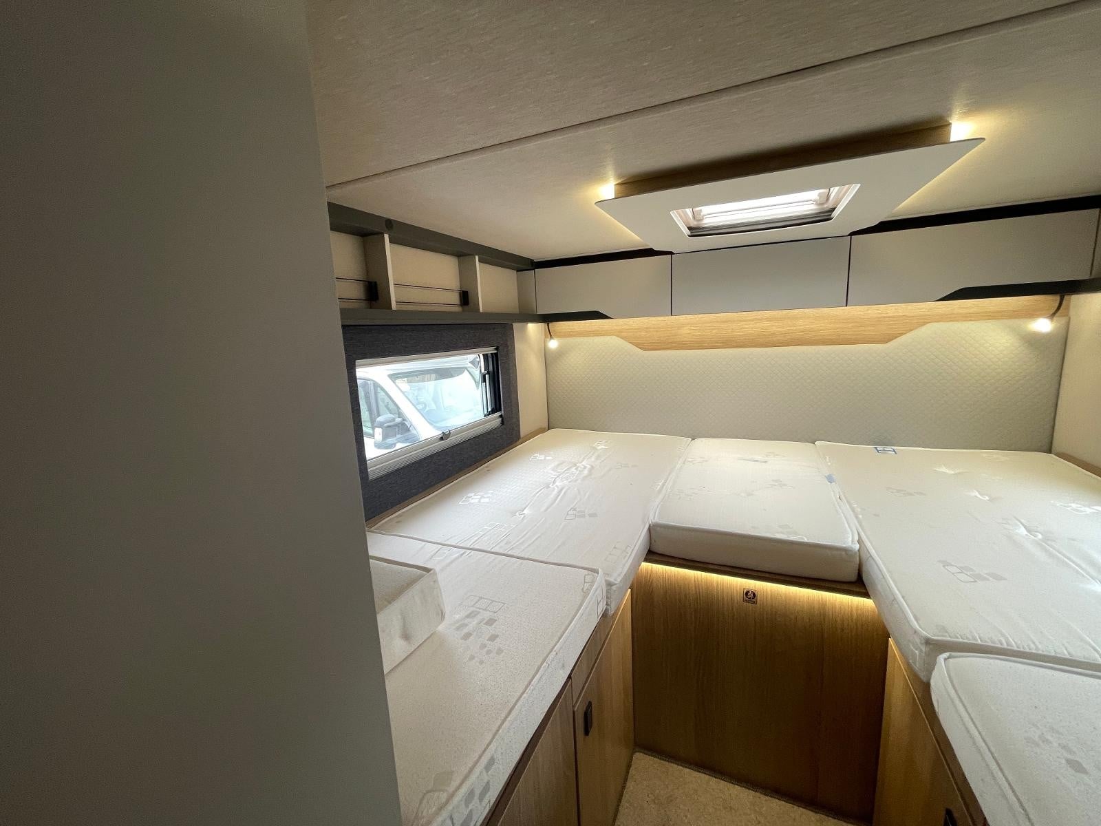 Auto Trail Excel 690T - Image 21