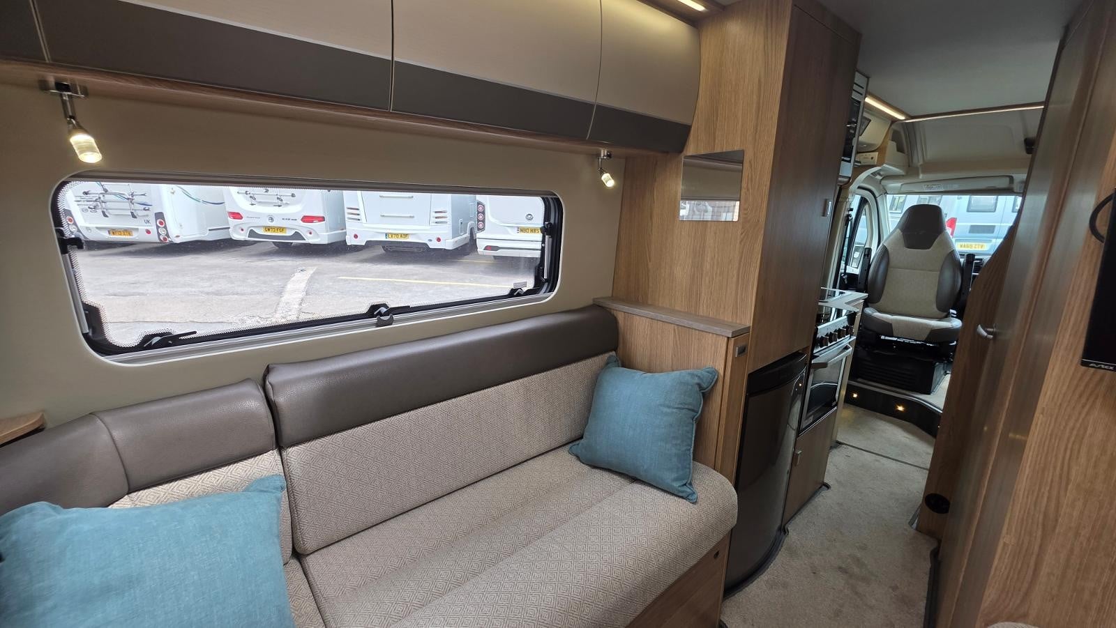 Auto Trail V-Line 636 Sport - Image 21