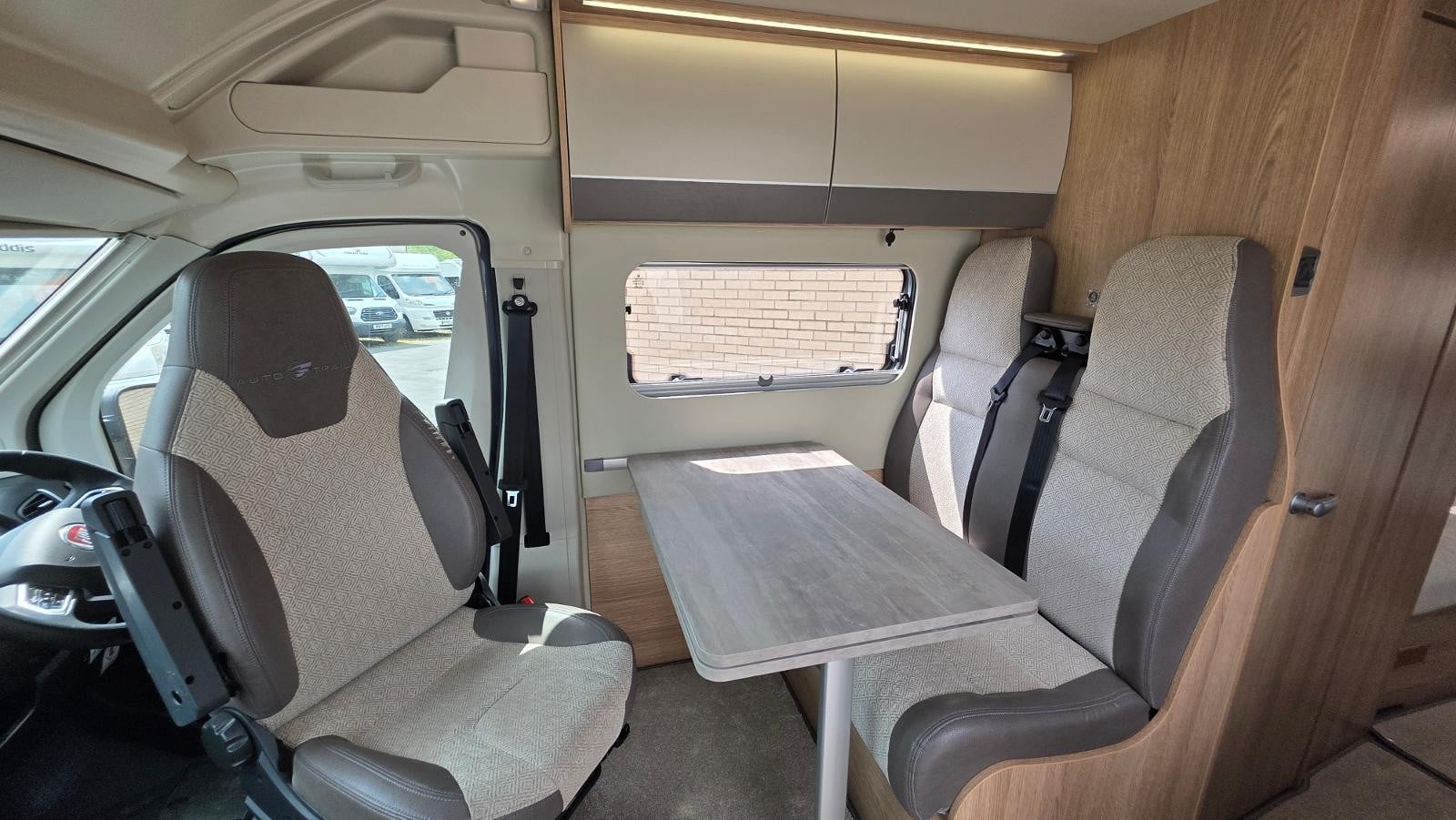 Auto Trail V-Line 636 Sport - Image 9