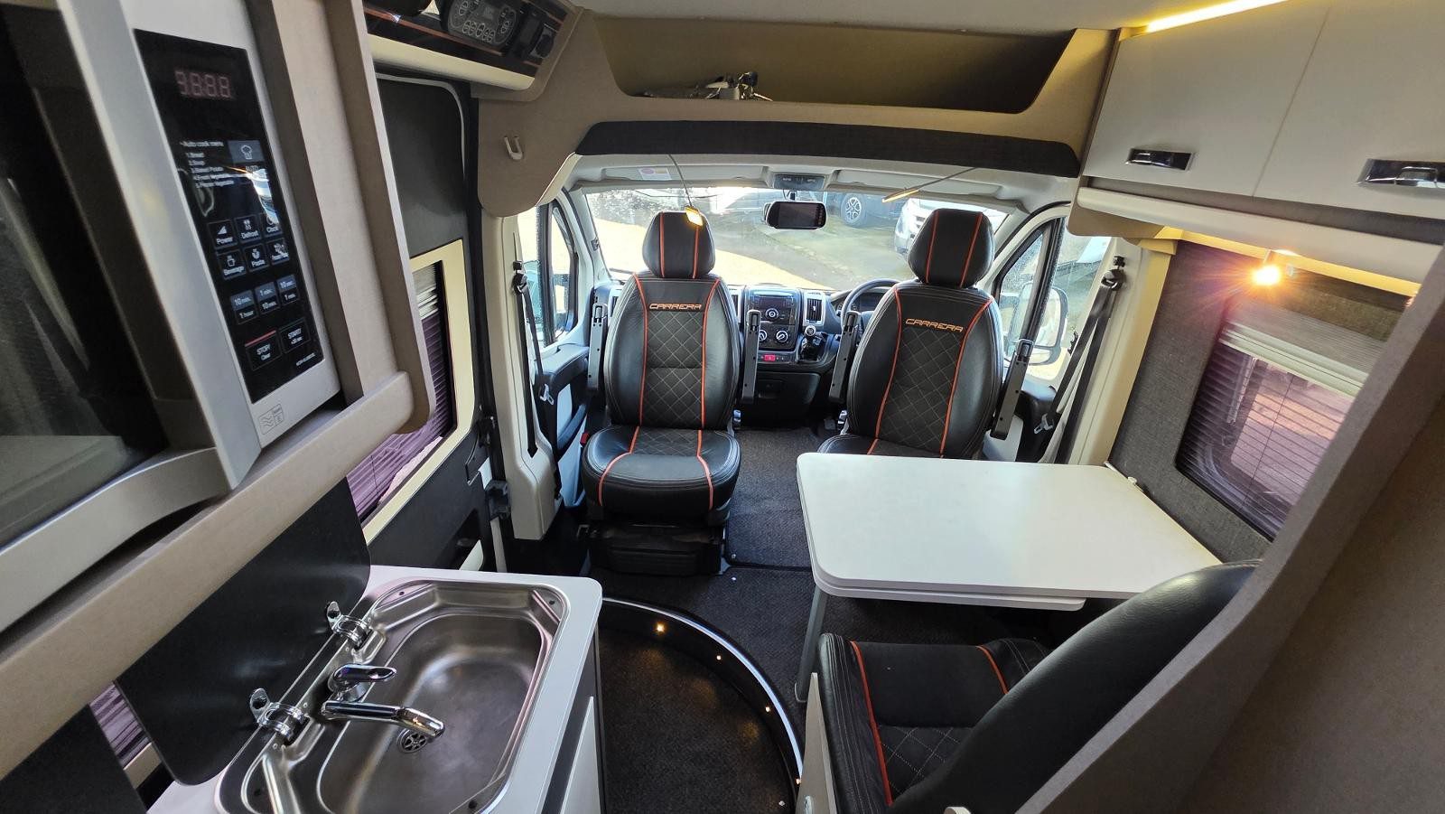 Autocruise Carrera 4 - Image 12