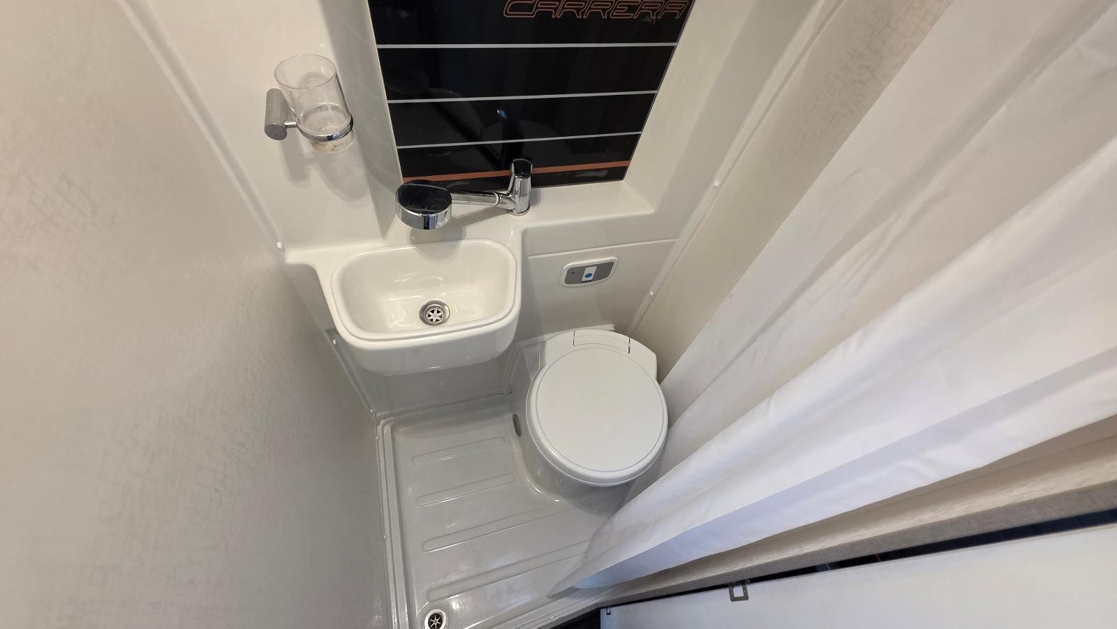 Autocruise Carrera 4 - Image 13