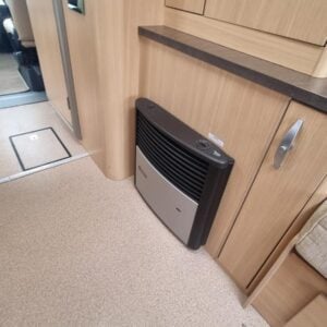 Bessacarr E460 - Image 11