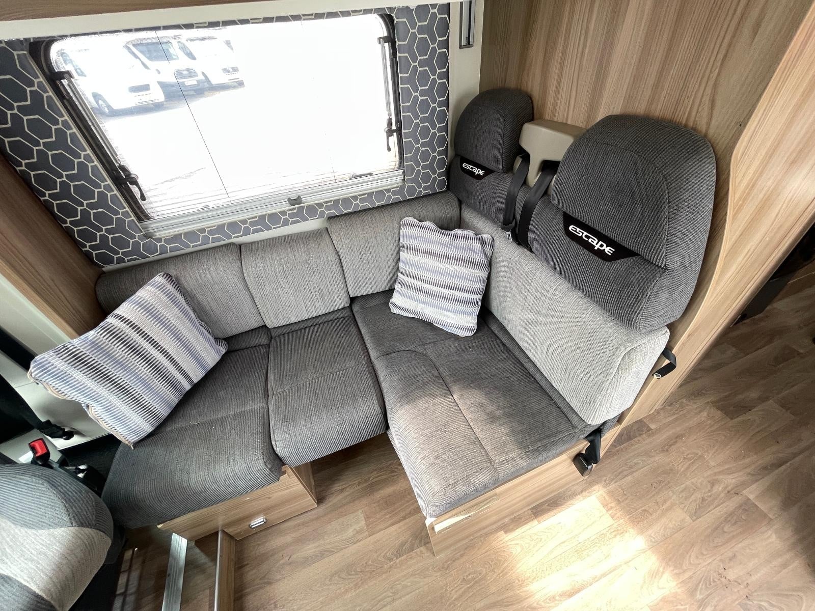 Swift Escape 695 - Image 12