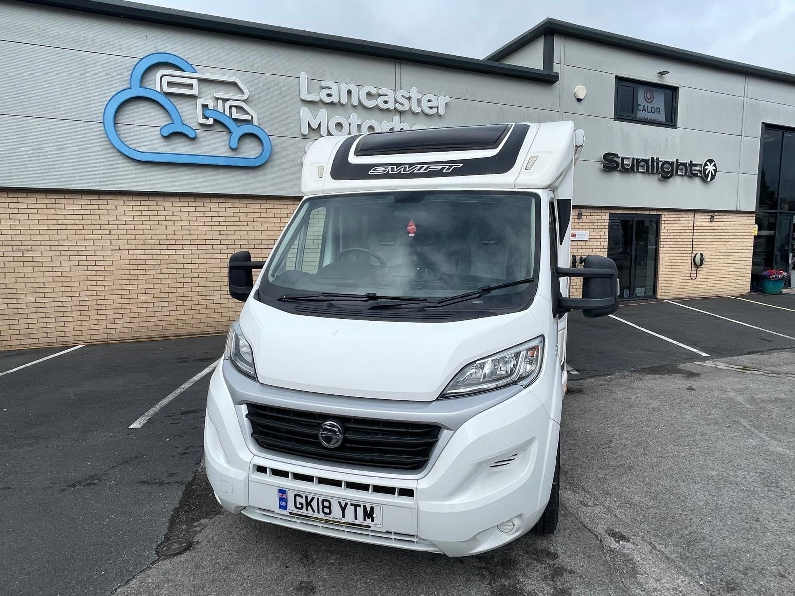Swift Escape 695 - Image 3