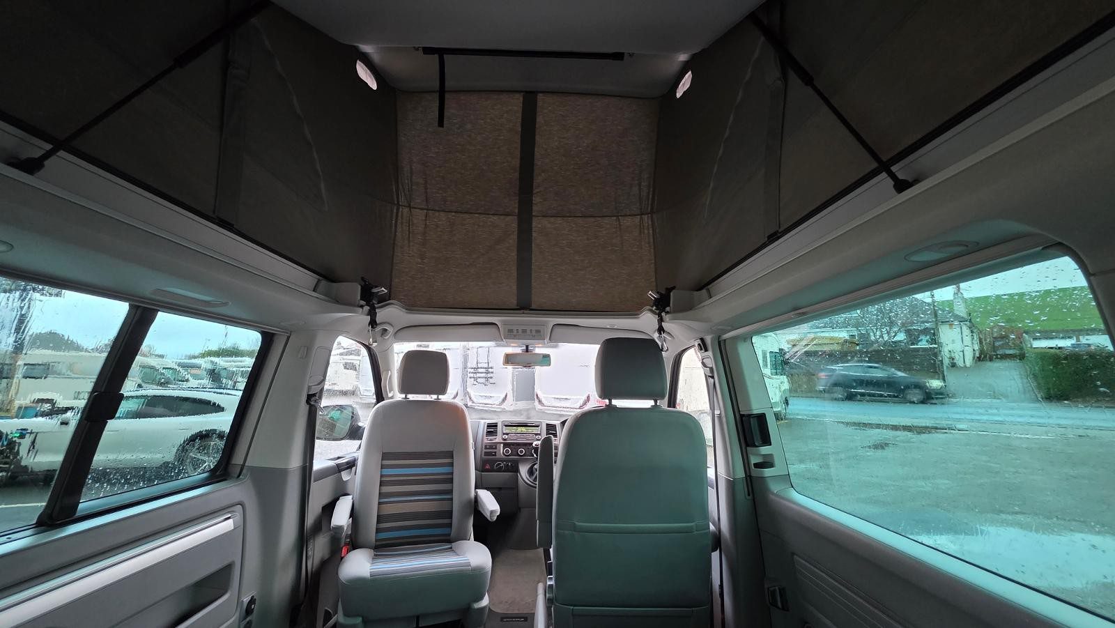 Volkswagen California Beach - Image 11