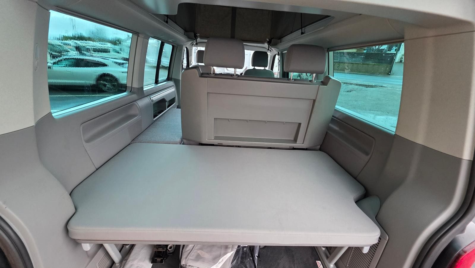 Volkswagen California Beach - Image 10