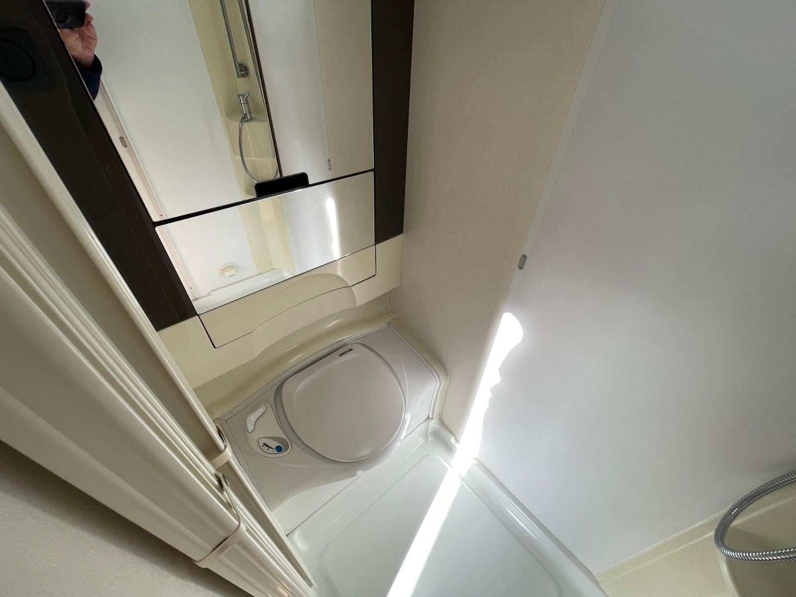 Adria Matrix M590 SG - Image 17