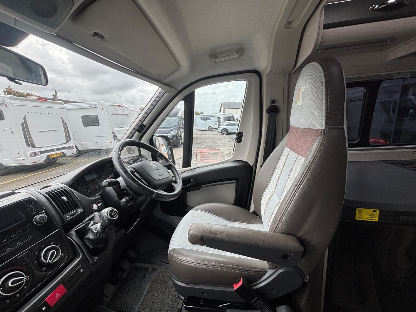 Auto Sleeper Warwick Duo - Image 14