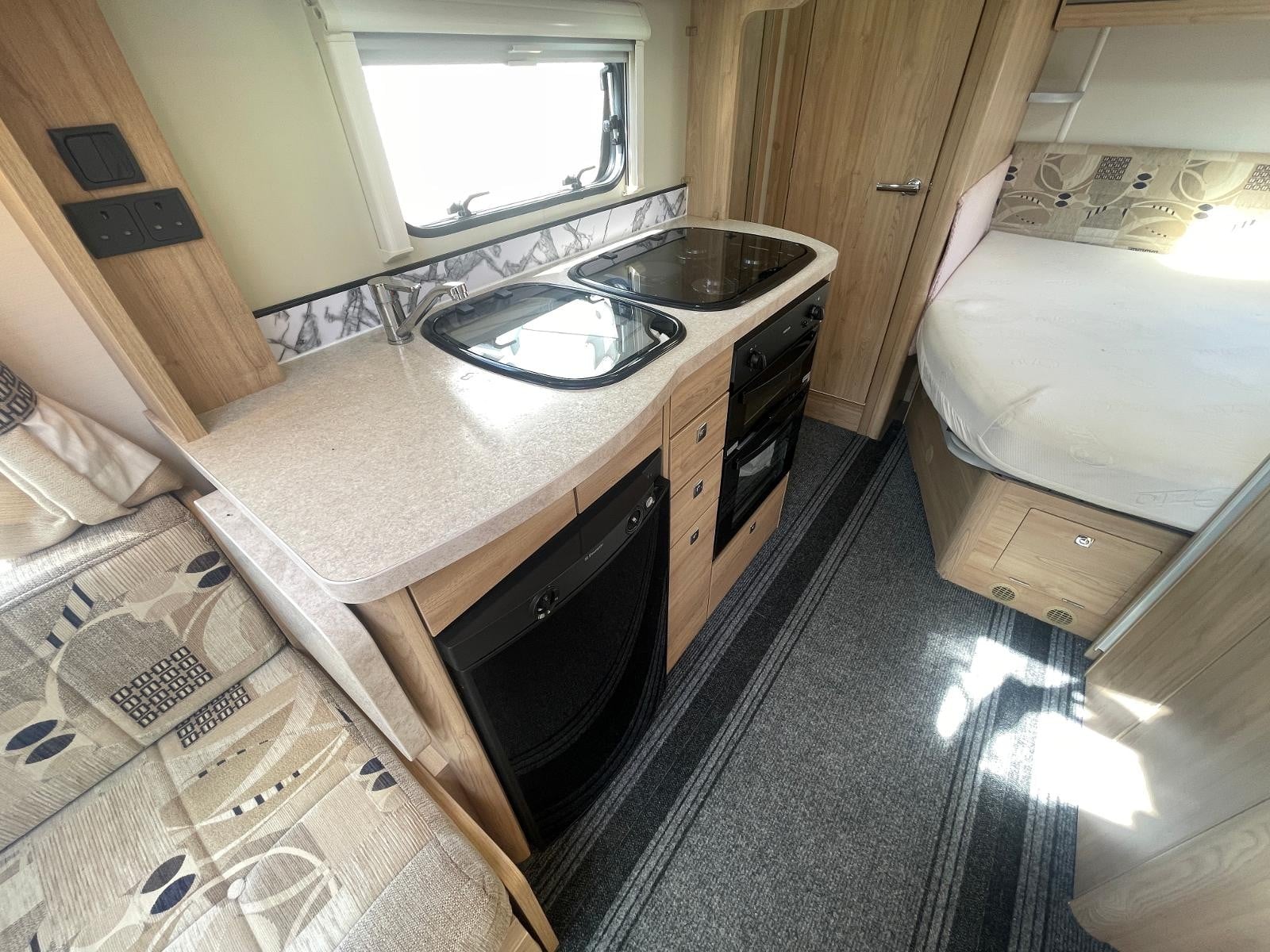 Elddis Majestic 155 - Image 17