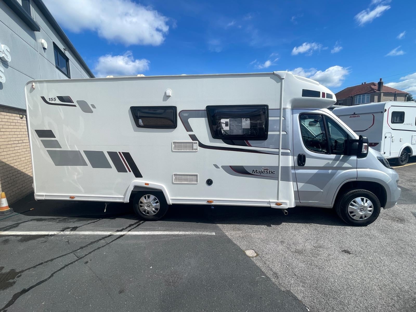 Elddis Majestic 155 - Image 5