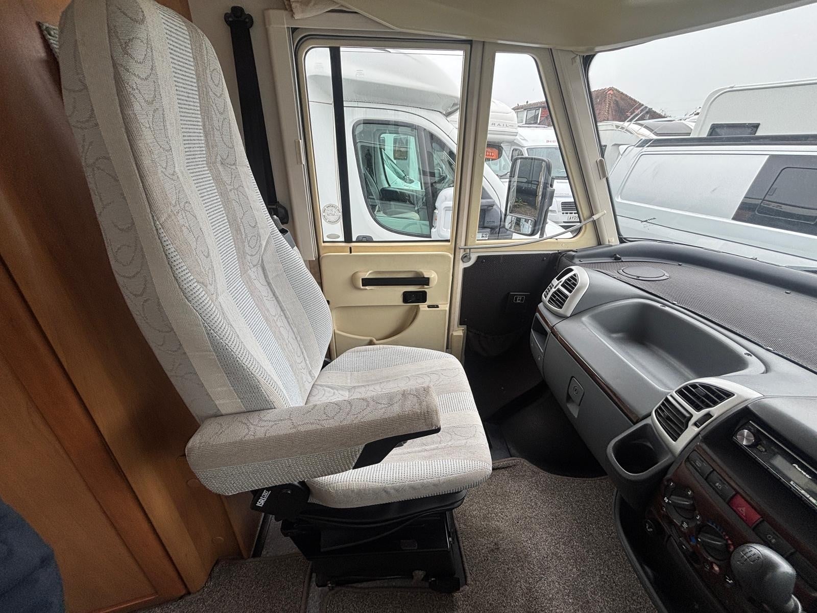 Hymer B634 - Image 4